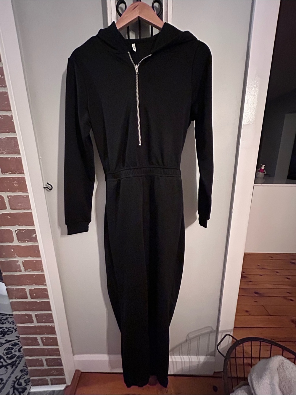 HALARA Black Long Sleeve Hooded Zip-Front Dress